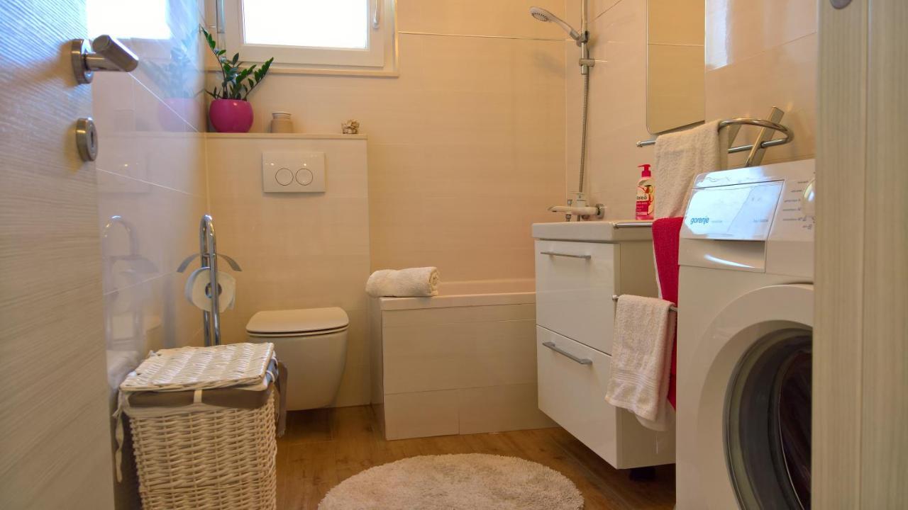 Apartment Nives Opatija Eksteriør billede
